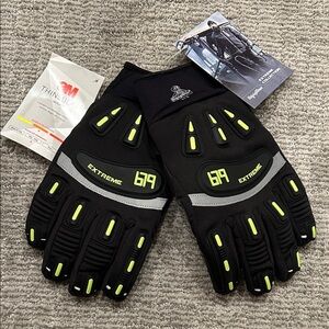 RefrigiWear Insulated Extreme Freezer Gloves, Winter Work Gloves XL